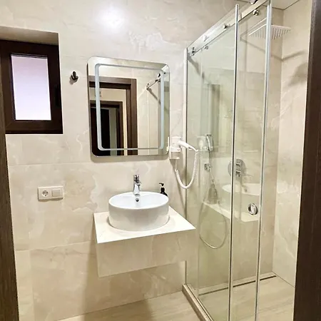Continental Hotel