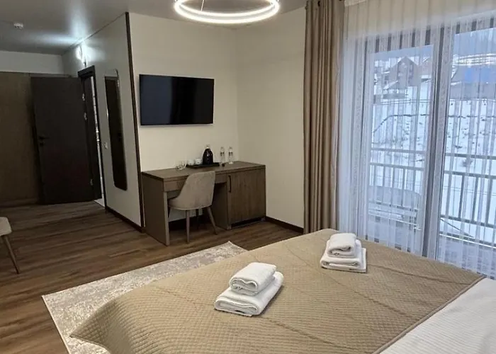 Continental Hotel Palyanytsya