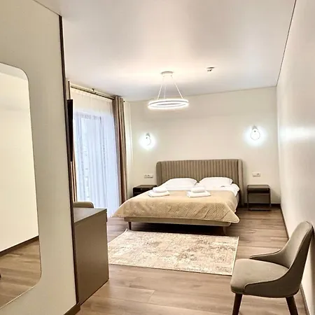 Continental Hotel Palyanytsya